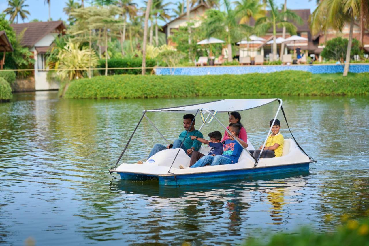 Gokulam Grand Resort & Spa, Kumarakom Kültér fotó