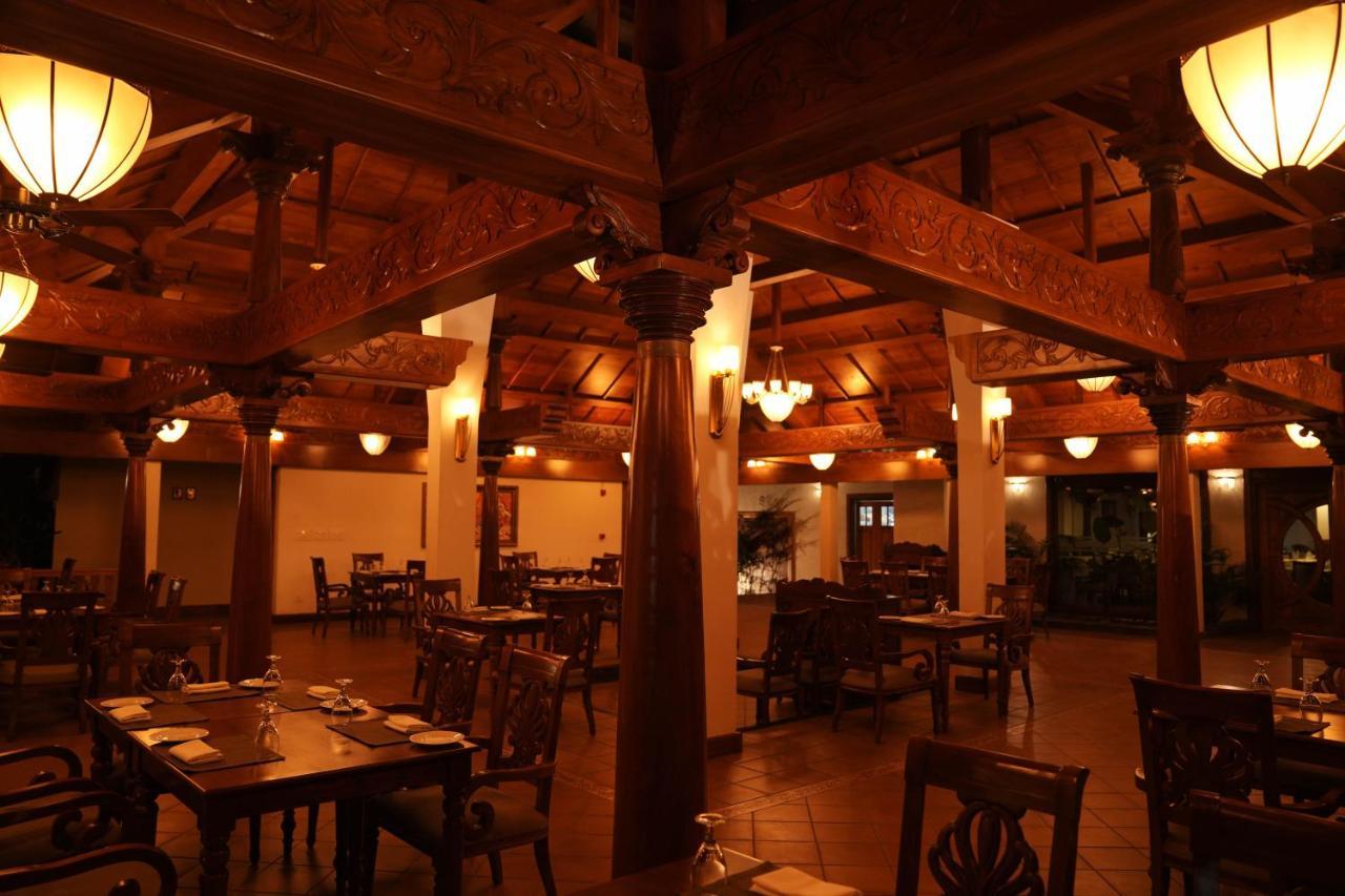 Gokulam Grand Resort & Spa, Kumarakom Kültér fotó